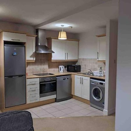 Beautiful 2 Bed Apt In Grand Canal Dublin Bagian luar foto