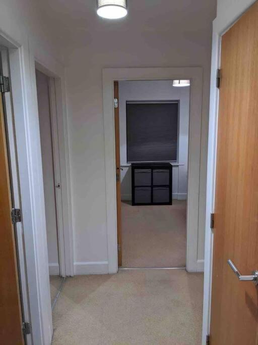 Beautiful 2 Bed Apt In Grand Canal Dublin Bagian luar foto
