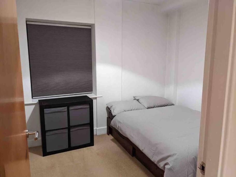 Beautiful 2 Bed Apt In Grand Canal Dublin Bagian luar foto